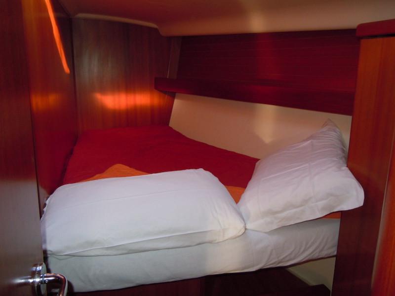 Book yachts online - sailboat - Dufour 365 - Feeling - rent