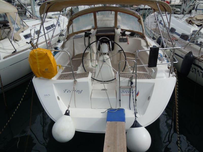 Book yachts online - sailboat - Dufour 365 - Feeling - rent