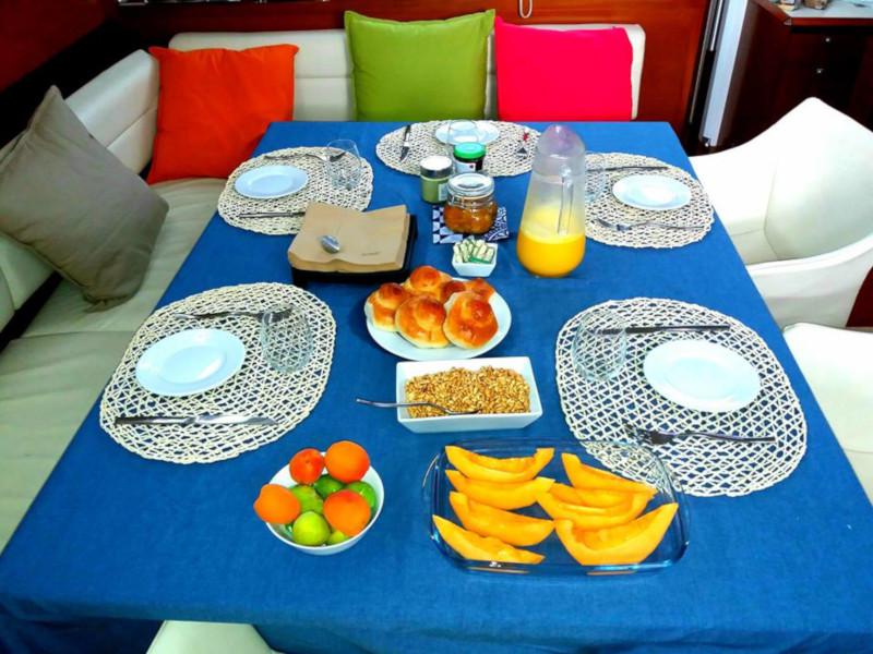 Book yachts online - sailboat - CNB Bordeaux 60 - AnnaBolina - rent