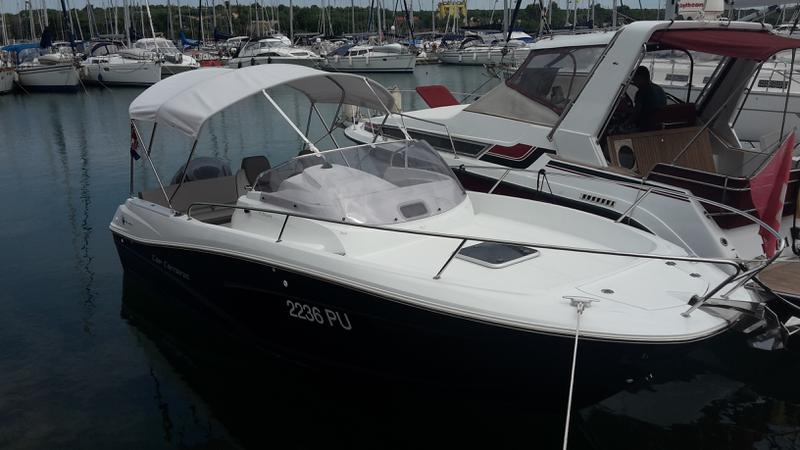 Book yachts online - motorboat - Jeanneau Cap Camarat 7.5 WA SERIE 2 - Cap Camarat 7.5 WA - rent