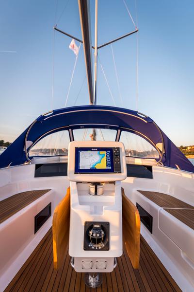 Book yachts online - sailboat - Hanse 418 - Elba - rent