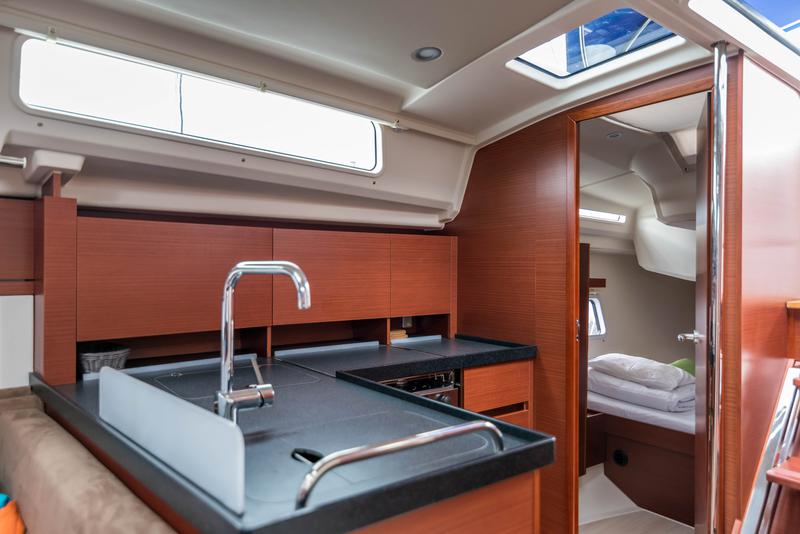 Book yachts online - sailboat - Hanse 418 - Elba - rent