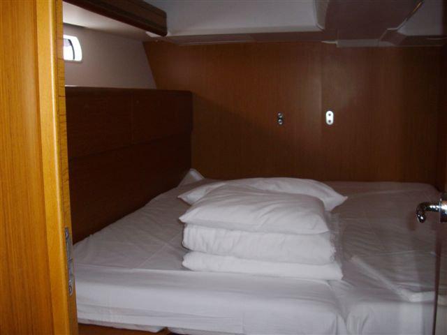 Book yachts online - sailboat - Jeanneau 53 - Tina - rent