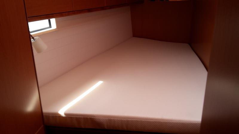 Book yachts online - sailboat - Bavaria Cruiser46 - Katina - rent