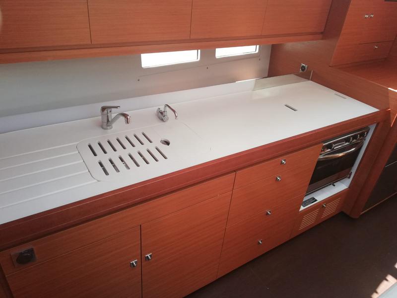 Book yachts online - sailboat - Dufour 460 Grand Large - Arba - rent