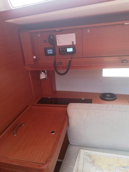 Book yachts online - sailboat - Dufour 460 Grand Large - Arba - rent