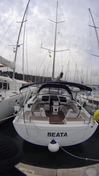 Book yachts online - sailboat - Hanse 455 - Beata - rent