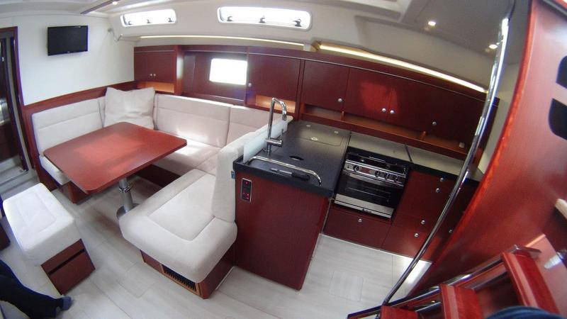 Book yachts online - sailboat - Hanse 455 - Beata - rent