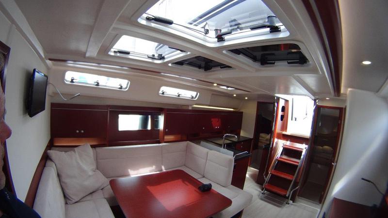Book yachts online - sailboat - Hanse 455 - Beata - rent