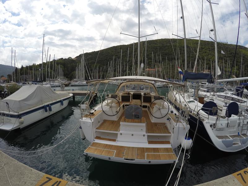 Book yachts online - sailboat - Dufour 512 Grand Large - Luce - rent