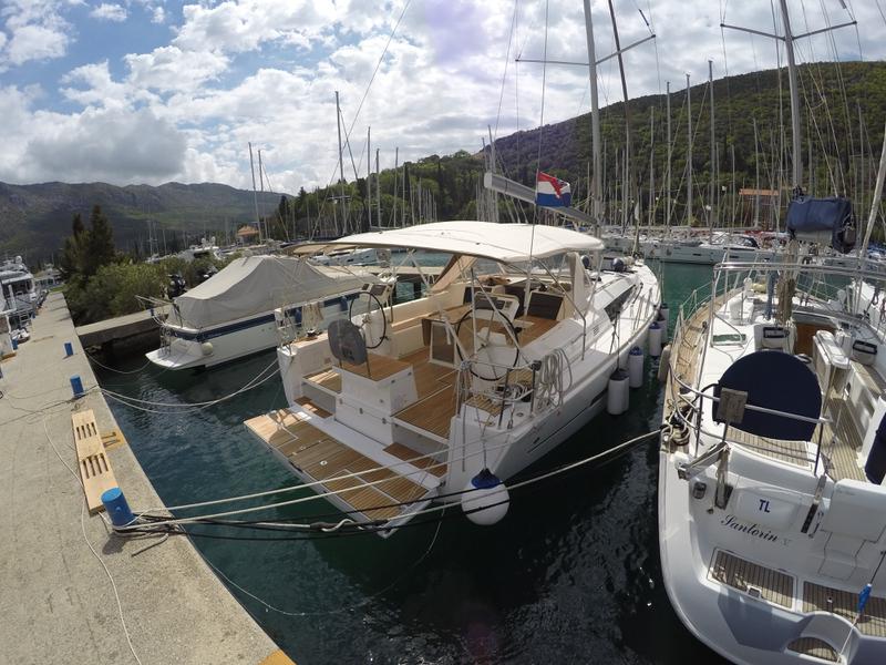 Book yachts online - sailboat - Dufour 512 Grand Large - Luce - rent