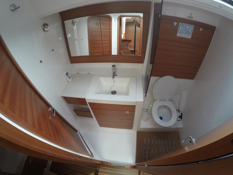 Book yachts online - sailboat - Dufour 512 Grand Large - Luce - rent