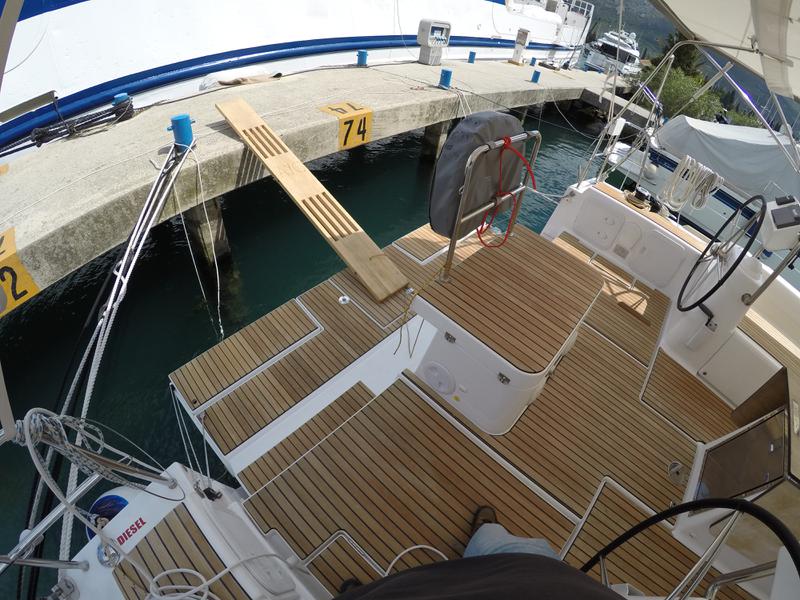 Book yachts online - sailboat - Dufour 512 Grand Large - Luce - rent