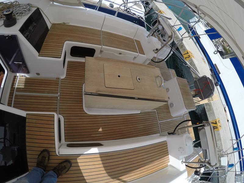 Book yachts online - sailboat - Dufour 512 Grand Large - Luce - rent