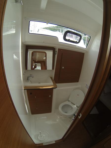 Book yachts online - sailboat - Dufour 382 Grand Large - Gangaro - rent