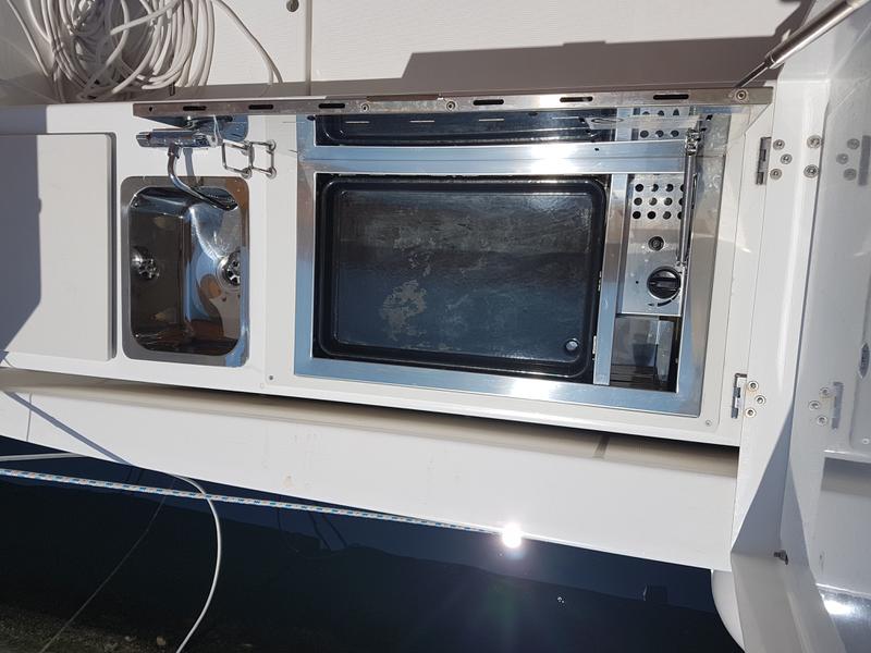 Book yachts online - sailboat - Dufour 460 Grand Large - Mirjana - rent