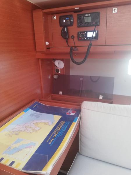 Book yachts online - sailboat - Dufour 460 Grand Large - Cetina - rent