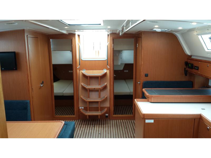 Book yachts online - sailboat - Bavaria Cruiser51 - Fenoliga - rent