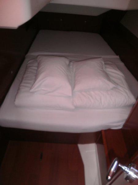 Book yachts online - sailboat - Oceanis 45 - Cabernet - rent