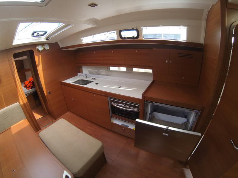 Book yachts online - sailboat - Dufour 460 Grand Large - Cygnus - rent