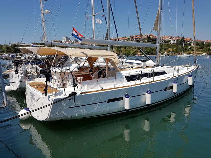 Book yachts online - sailboat - Dufour 460 Grand Large - Cygnus - rent