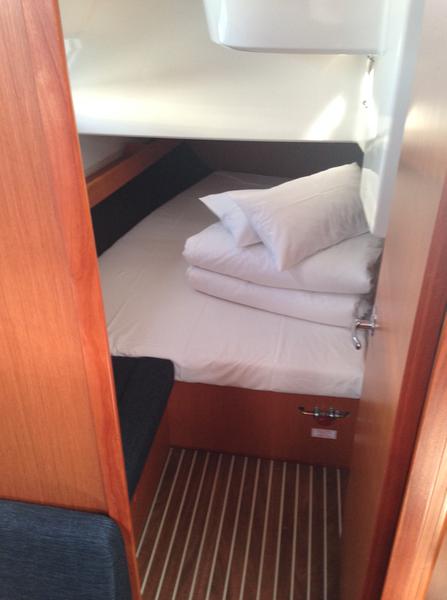 Book yachts online - sailboat - Bavaria Cruiser41 - Optima - rent