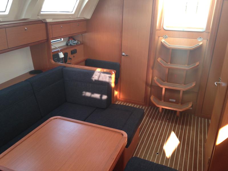 Book yachts online - sailboat - Bavaria Cruiser41 - Optima - rent