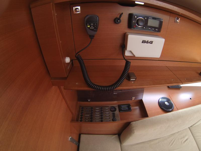 Book yachts online - sailboat - Dufour 460 Grand Large - Olipa - rent