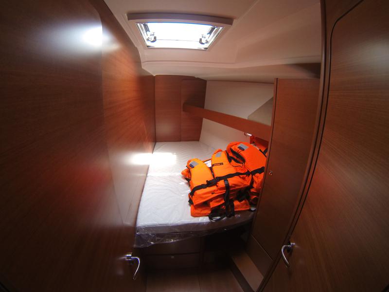 Book yachts online - sailboat - Dufour 460 Grand Large - Olipa - rent