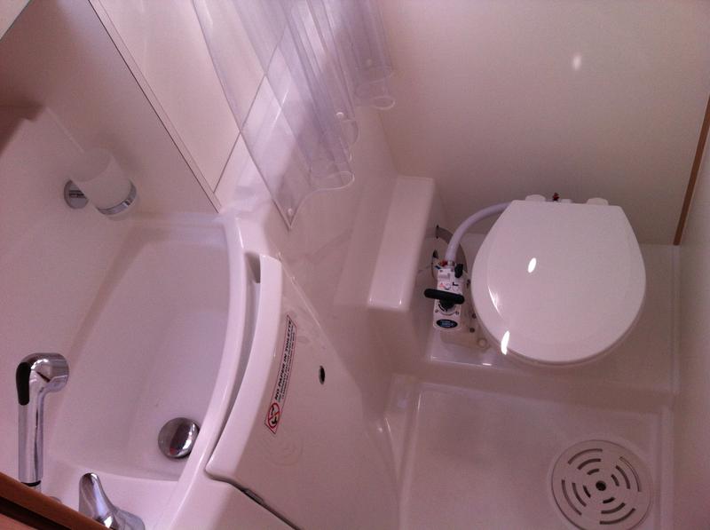 Book yachts online - catamaran - Lagoon 400 S2 - Sveti Vlaho - rent