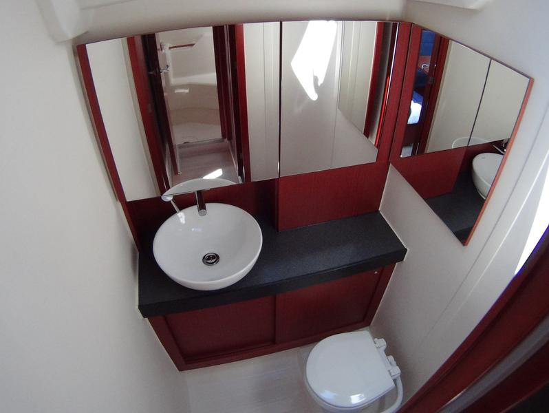 Book yachts online - sailboat - Hanse 455 - Vitae - rent