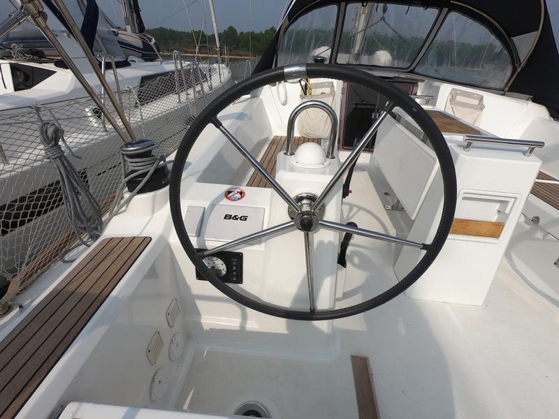 Book yachts online - sailboat - Oceanis 35.1 - Abeona - rent