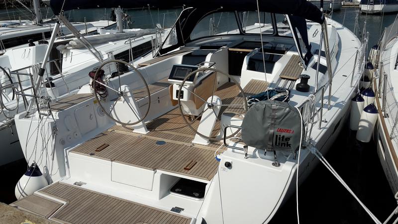 Book yachts online - sailboat - Hanse 505 - Figarola - rent