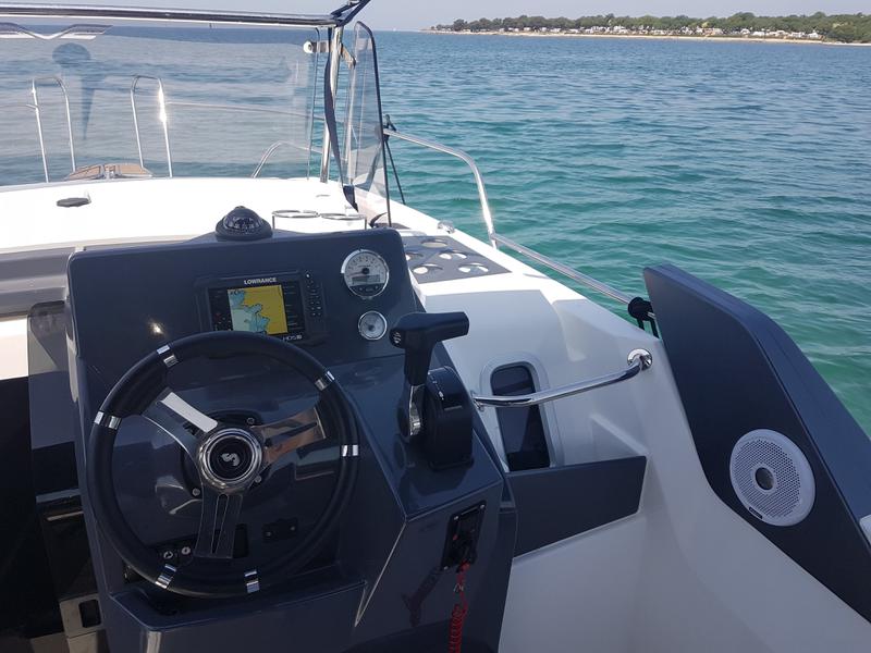 Book yachts online - motorboat - Beneteau Flyer 7.7 SUNdeck - Flyer 7.7 SUNdeck - rent