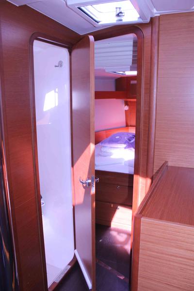 Book yachts online - sailboat - Dufour 430 Grand Large - Marlera - rent