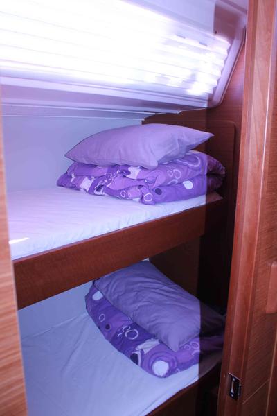 Book yachts online - sailboat - Dufour 430 Grand Large - Marlera - rent