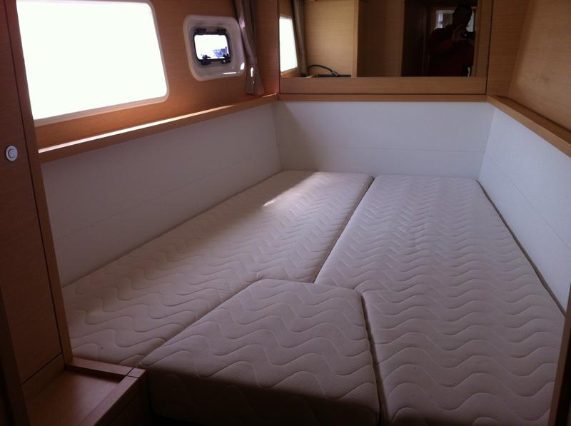 Book yachts online - catamaran - Lagoon 450 - Bevanda - rent