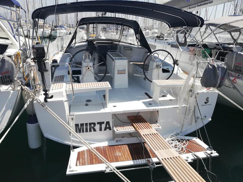 Book yachts online - sailboat - Oceanis 38.1 - Mirta - rent