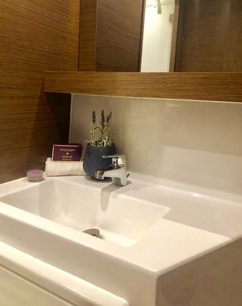 Book yachts online - catamaran - Lagoon 42 - Aura (skippered) - rent