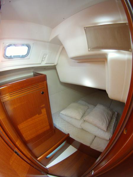 Book yachts online - sailboat - Oceanis 37 - Serena - rent