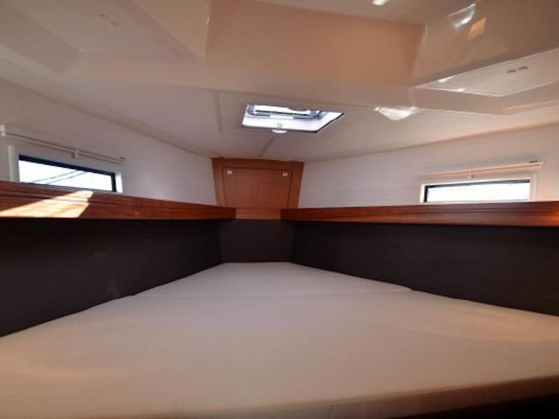 Book yachts online - sailboat - Bavaria 41 - Antigoni - rent