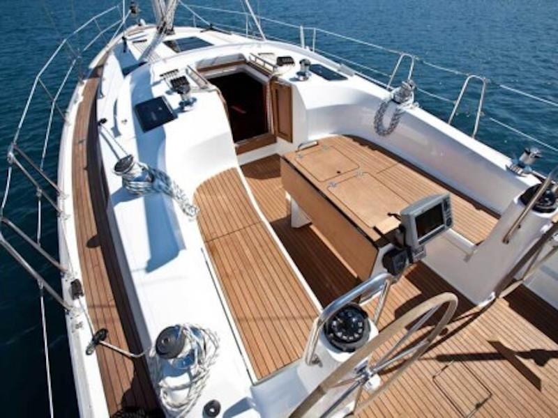 Book yachts online - sailboat - Bavaria 40 - Vlassis - rent