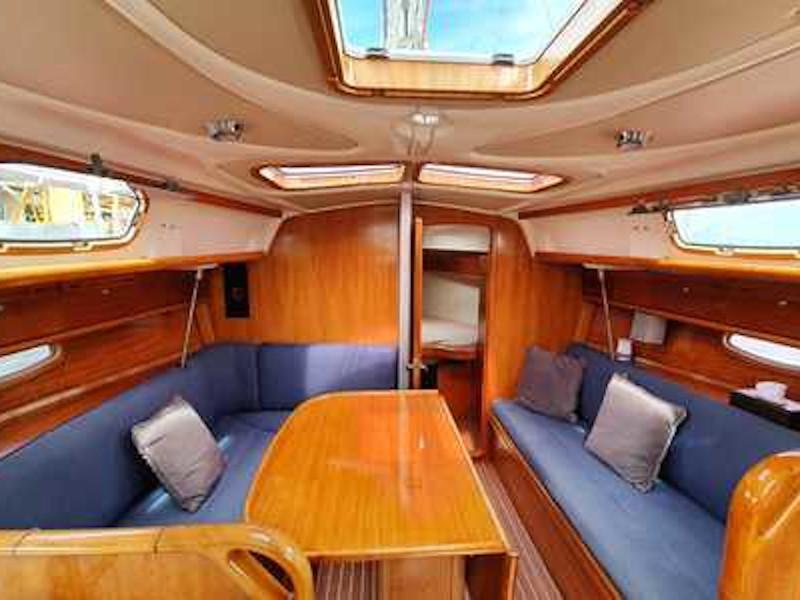 Book yachts online - sailboat - Bavaria 33 - Alexandros 2 - rent