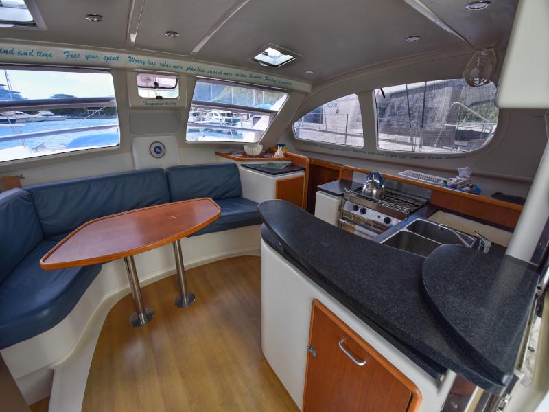 Book yachts online - catamaran - Leopard 40 - Seamone - rent