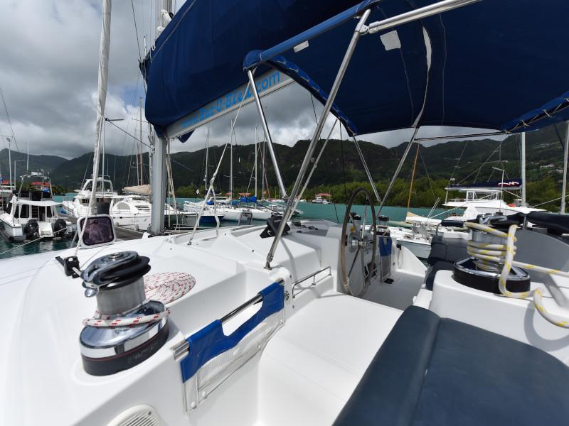 Book yachts online - catamaran - Lagoon 440 - Mystikal - rent