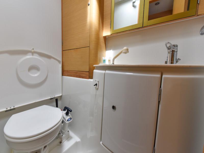 Book yachts online - catamaran - Lagoon 440 - Mystikal - rent