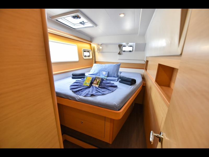 Book yachts online - catamaran - Lagoon 400 - Emilio - rent