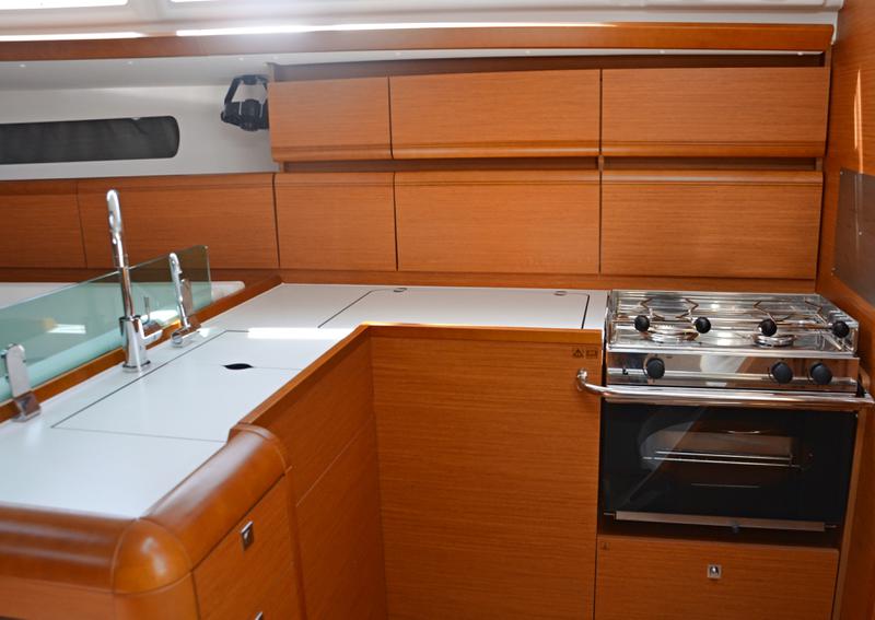 Book yachts online - sailboat - Sun Odyssey 449 - No Stress - rent