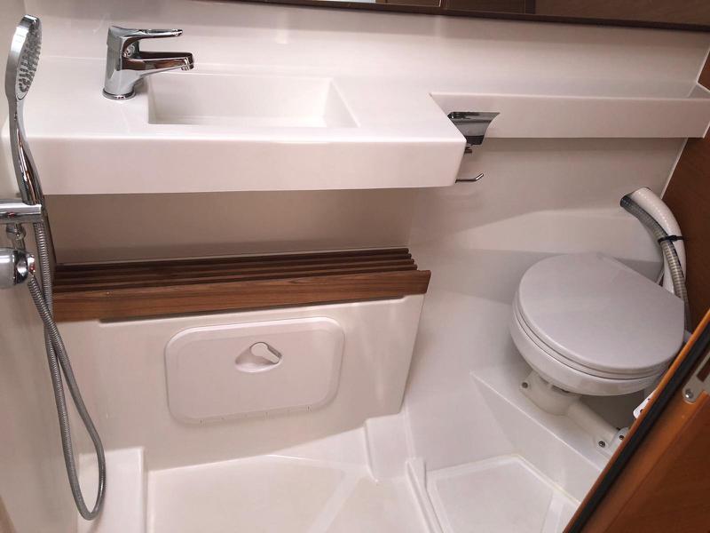 Book yachts online - sailboat - Sun Odyssey 440 - Sail Dance - rent