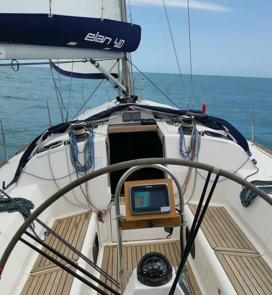 Book yachts online - sailboat - Elan 410 - Gordon - rent